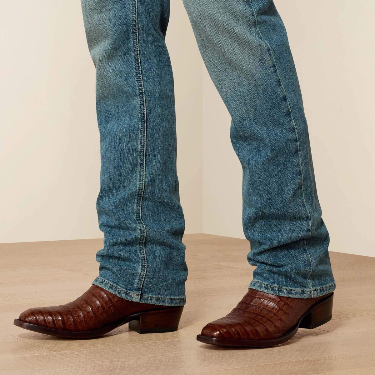 Calça Jeans Ariat M4 Stretch Legacy Stackable Straight Leg Sawyer