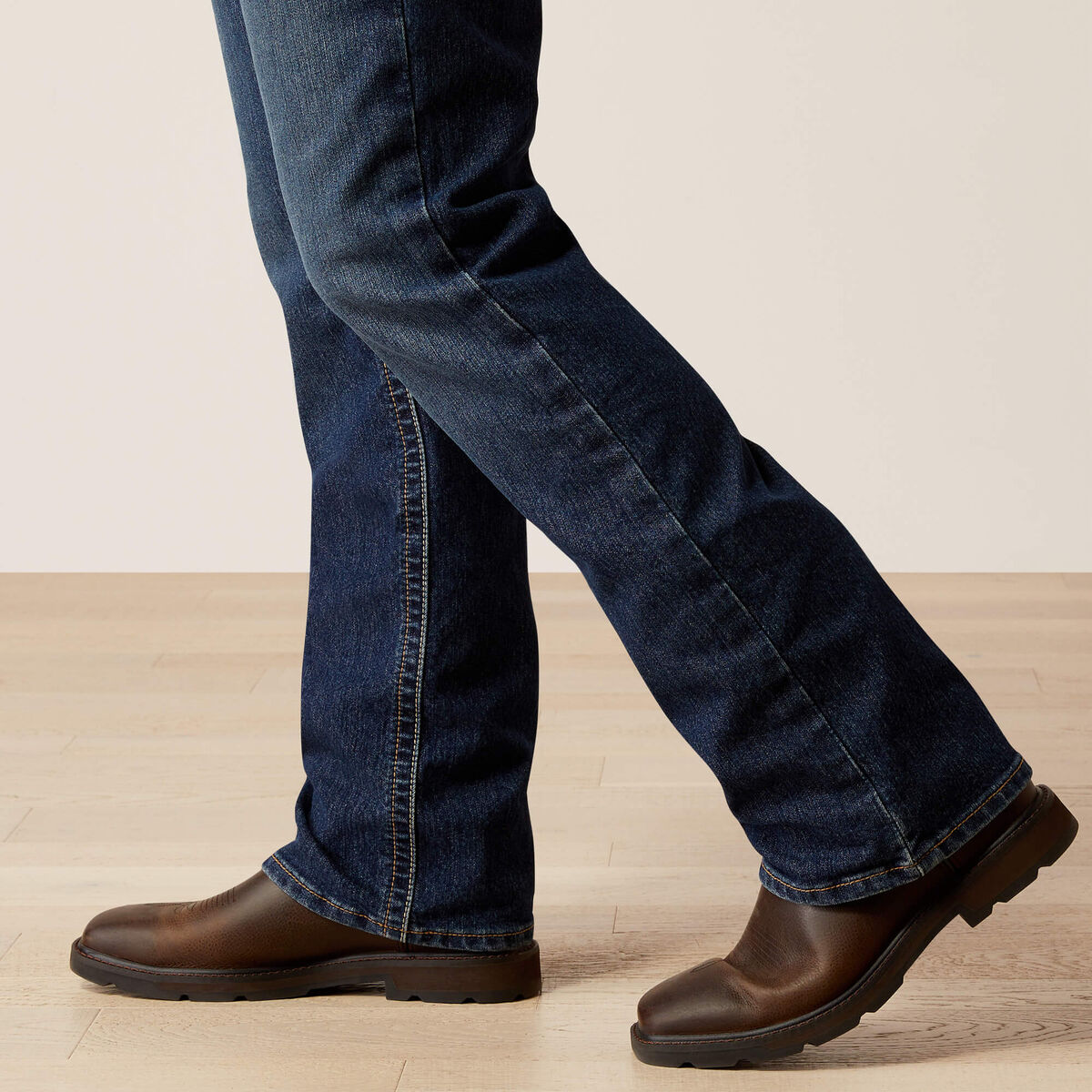 Calça Jeans Ariat Rebar M4 Relaxed Rail DuraStretch Boot Cut Encinitas
