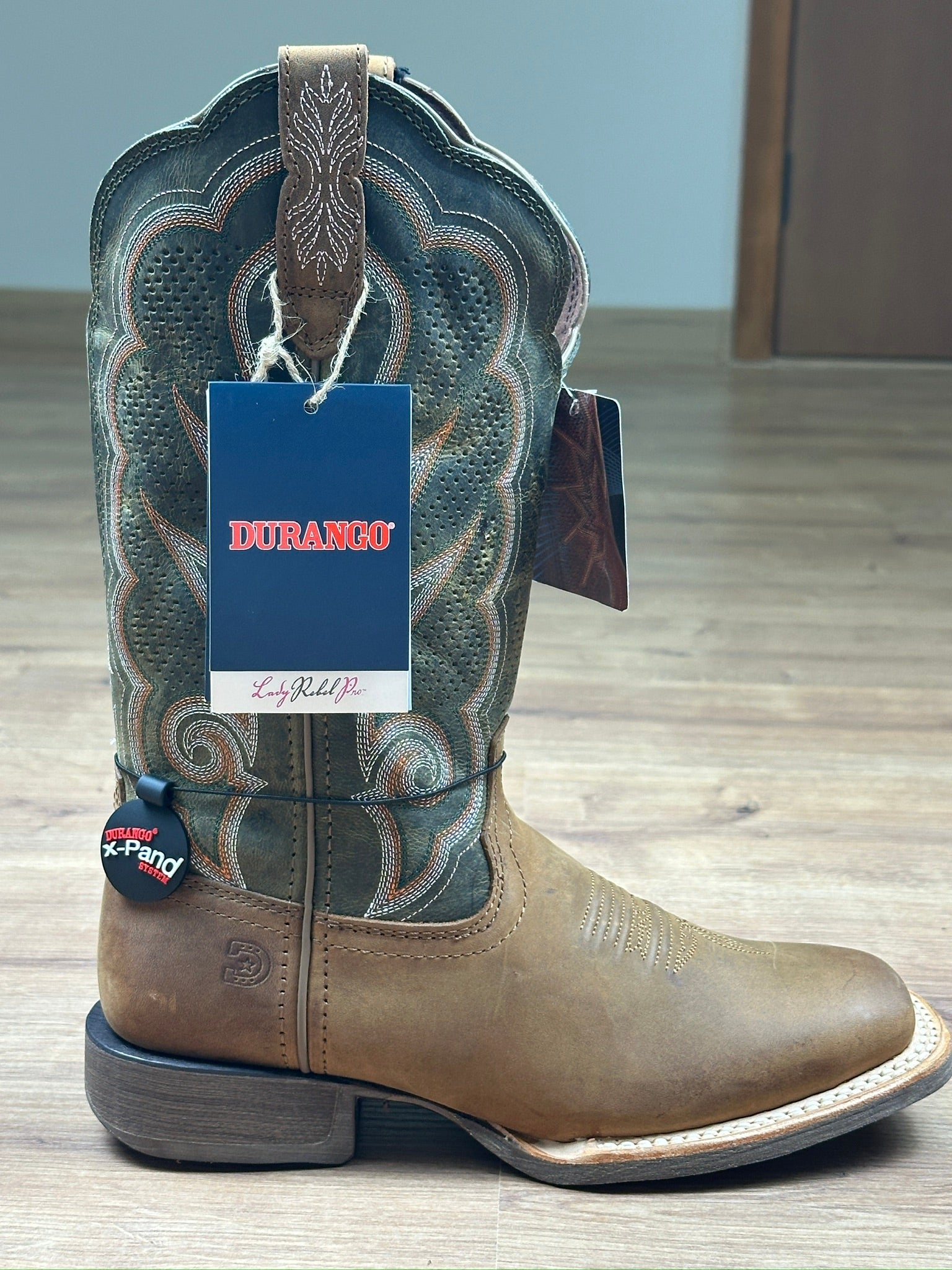 BOTA DURANGO LADY REBEL PRO (FEMININA), VENTILADA — DW0378.