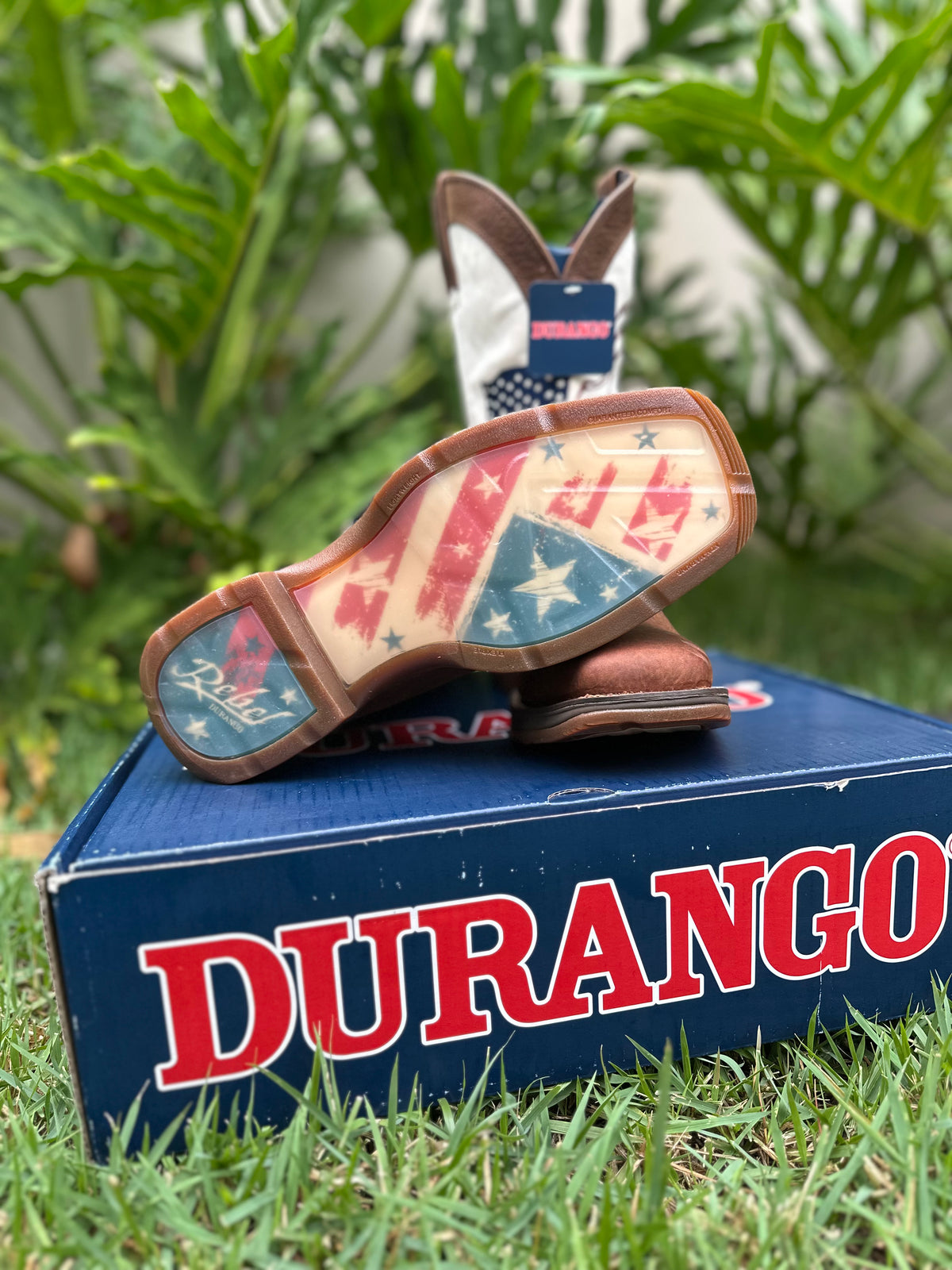 BOTA IMPORTADA DURANGO — REBEL OFF WHITE (COURO DE CABEÇA)