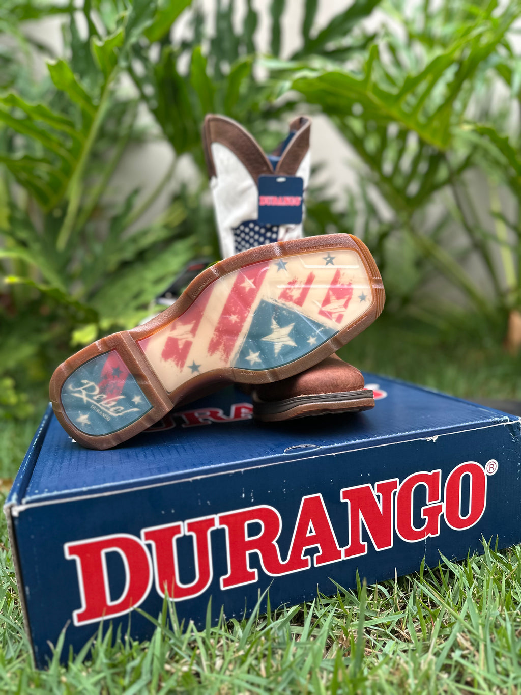 BOTA IMPORTADA DURANGO — REBEL OFF WHITE (COURO DE CABEÇA)