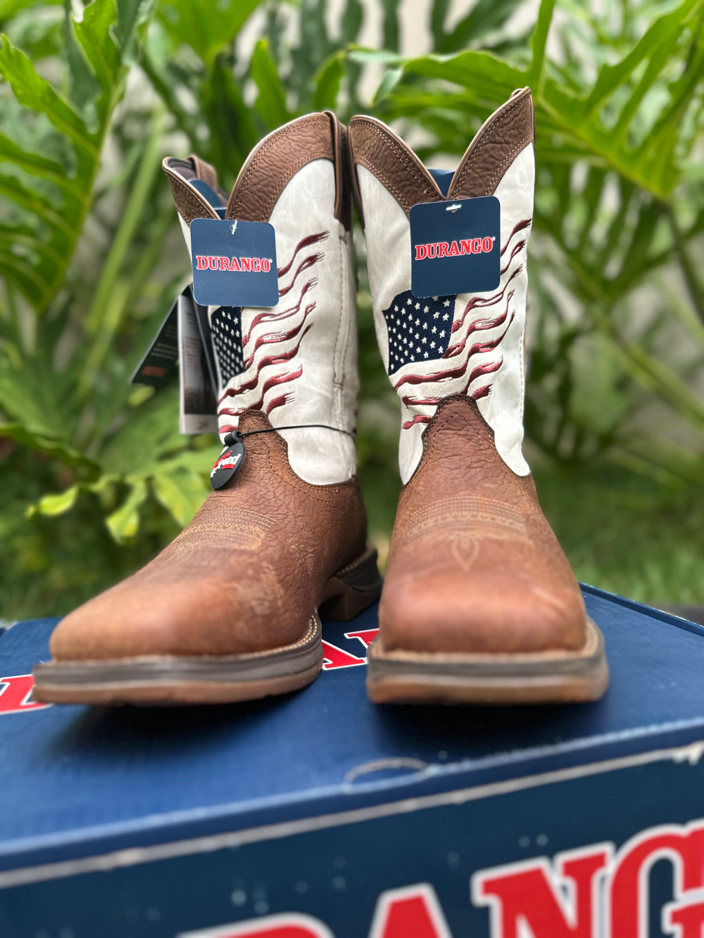 BOTA IMPORTADA DURANGO — REBEL OFF WHITE (COURO DE CABEÇA)