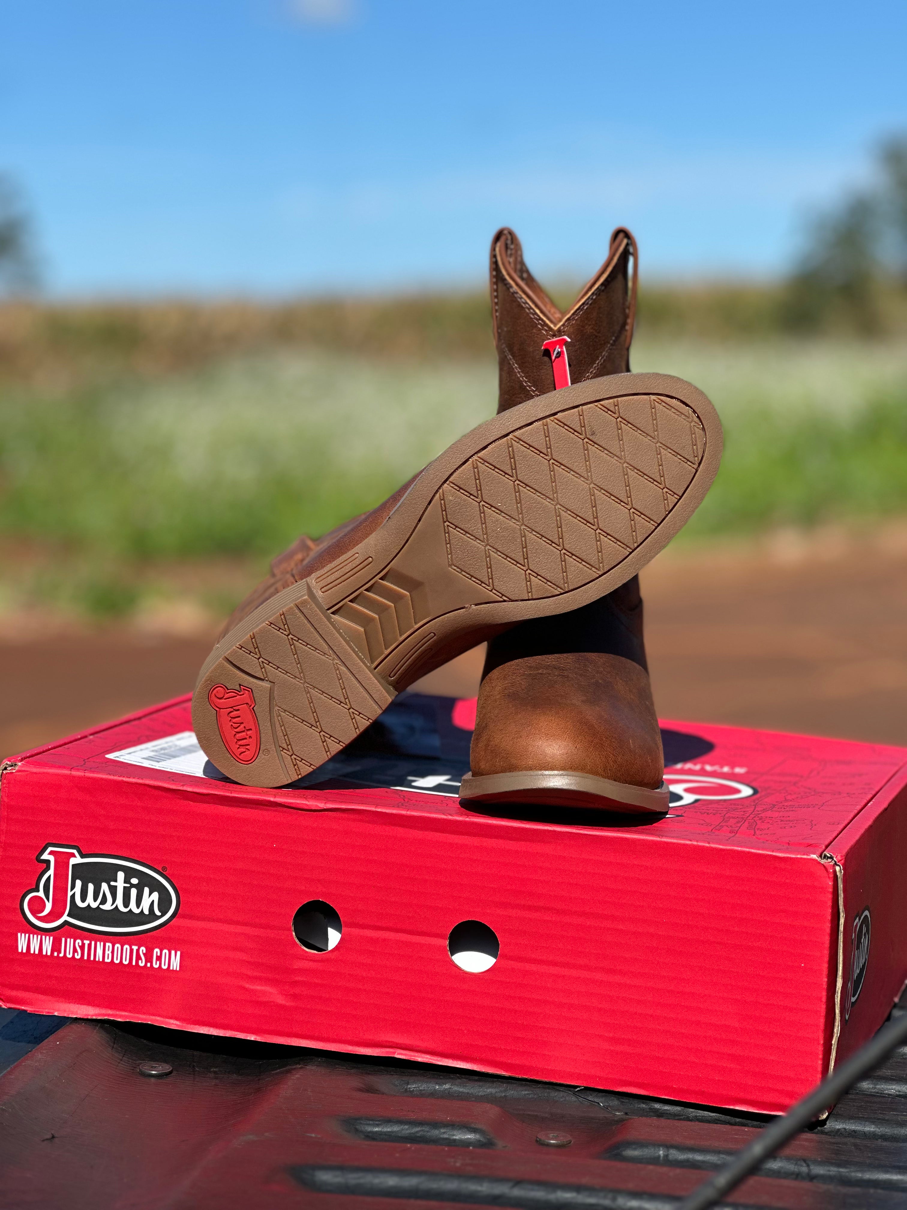 Bota Justin Tradicional Marrom Bico Redondo J7501