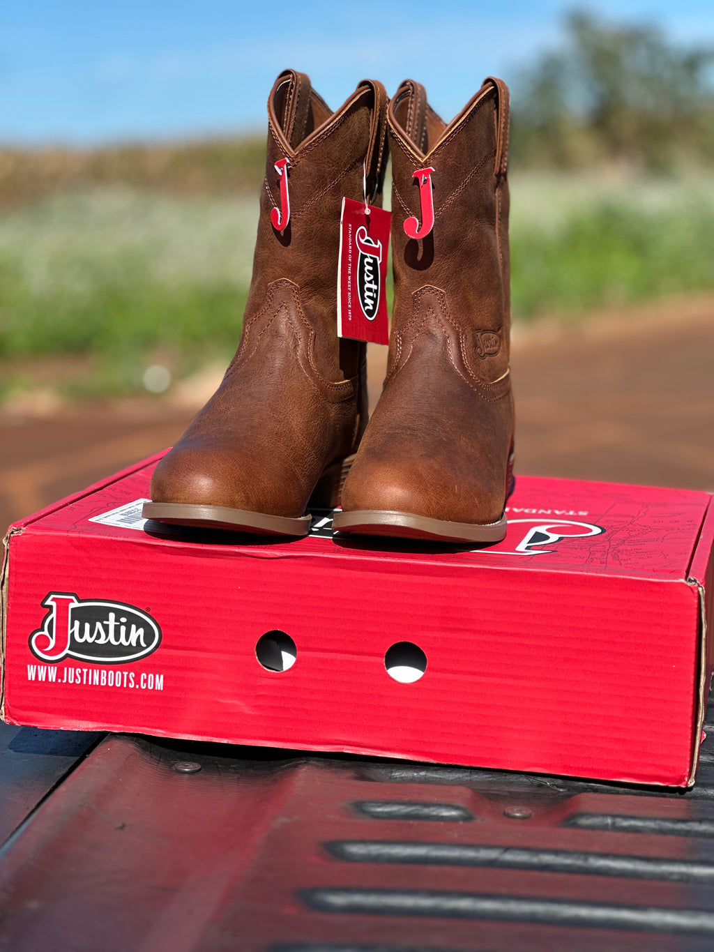 Bota Justin Tradicional Marrom Bico Redondo J7501