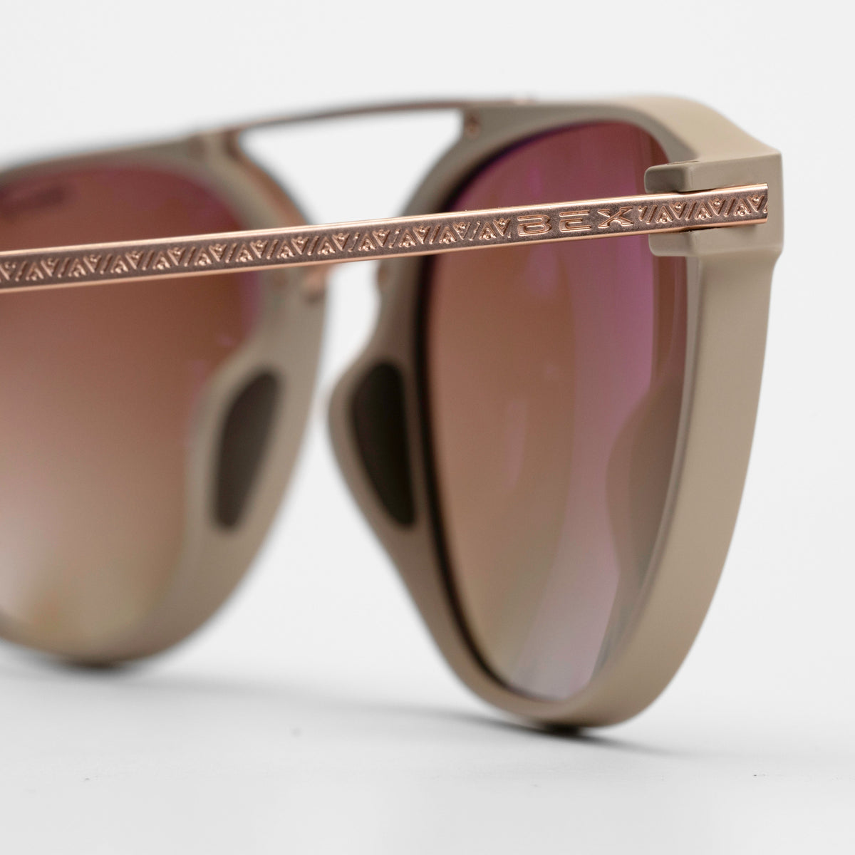 Burlywood / Brown Gradient - foto 9