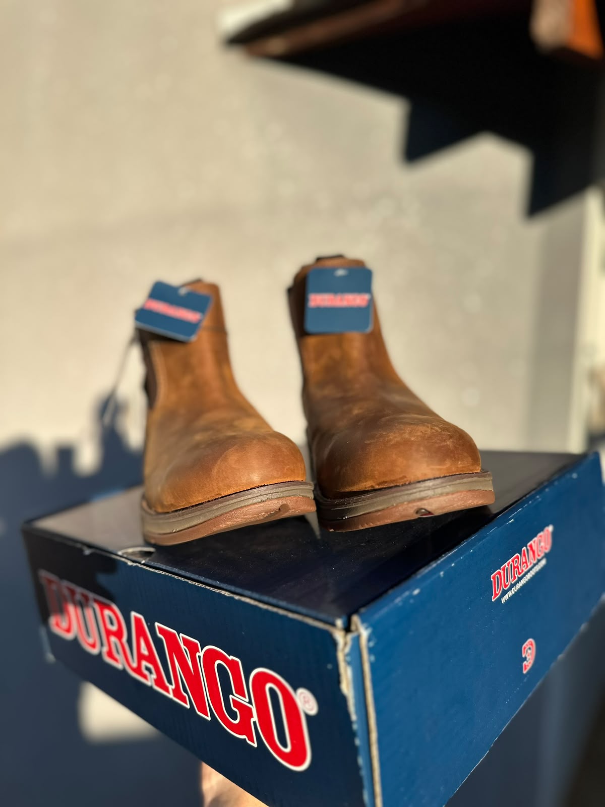 Botina Durango Rebel, Bico Redondo com Biqueira de Aço — D0524